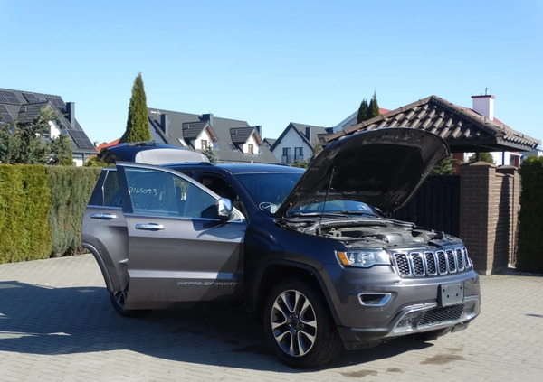 Jeep Grand Cherokee cena 75900 przebieg: 102000, rok produkcji 2018 z Białystok małe 379
